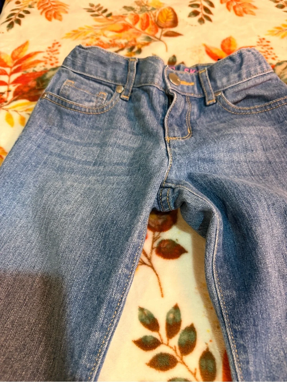 The Children's Place light blue Girls straight-leg jeans 6X/7